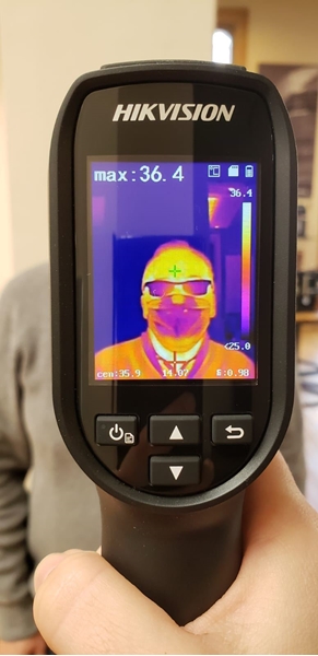 Imagen de Cámara Termográfica Portátil - Medición de Temperatura - Hikvision
