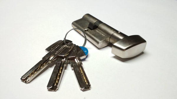 Imagen de Cilindro De Seguridad Multipunto Con perilla Tesa 60mm Niq