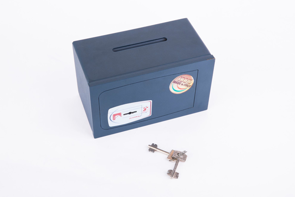 Imagen de Cofre De Seguridad Technomax MB tm 28 con ranura